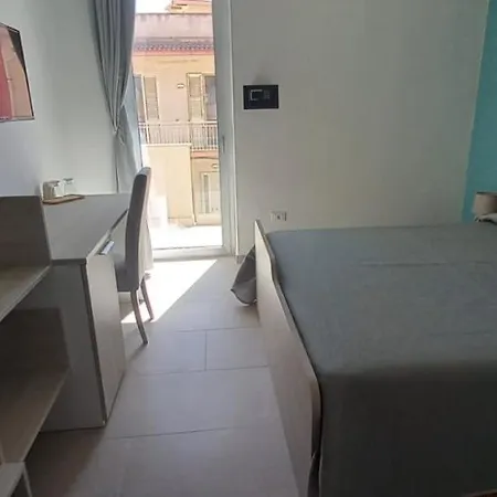 Hz And Appartments فندق مبيت وإفطار Torre Forte