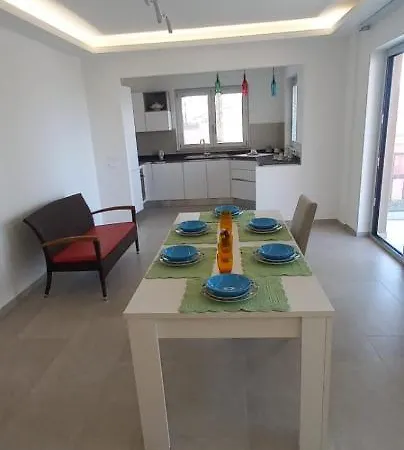 Hz And Appartments فندق مبيت وإفطار *