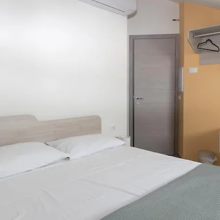 Hz And Appartments فندق مبيت وإفطار